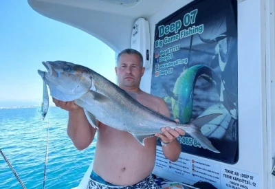 Side Exclusive Trolling Fishing Tour