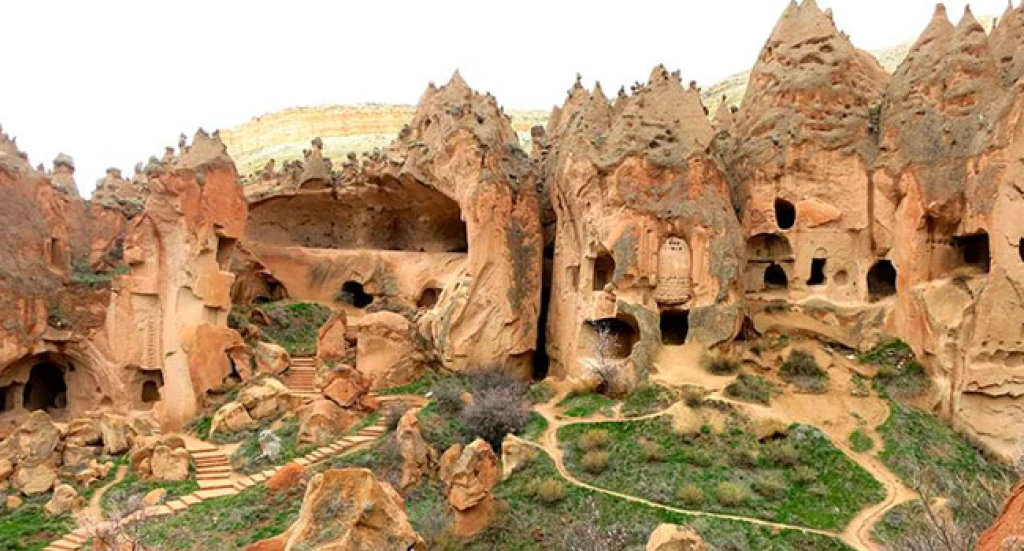 Κόκκινη Ξενάγηση & Πράσινη Μίξη Ξενάγηση Καππαδοκία