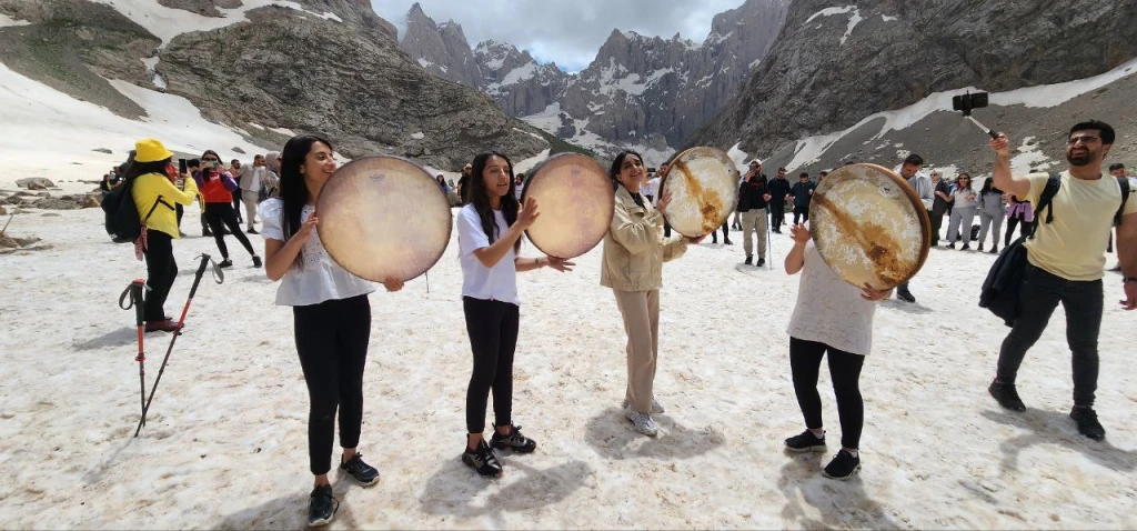 TRABZON KALKIŞLI -VAN & YÜKSEKOVA DOĞA & KÜLTÜR TURU