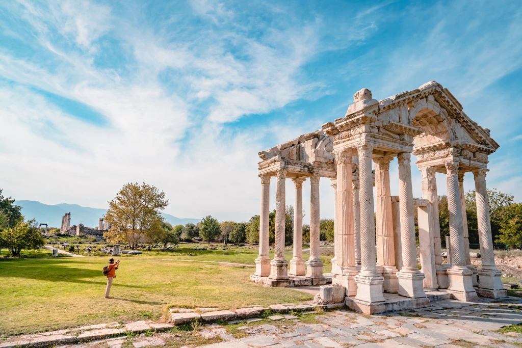Pamukkale and Aphrodisias Tour from Izmir or Kusadasi
