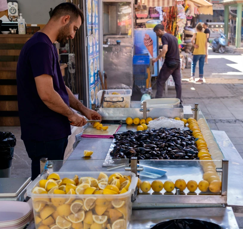 Flavors & Secrets of Istanbul: Guided Food Tour in Taksim, Galata & Karakoy