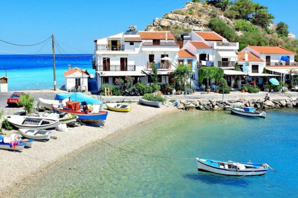 تور دو شب اقامت در هتل / خروج از استانبول / روستاهای پنهان اژه، بریگی، تیر، شیرینجه، سافریه‌سار، اورلا، آلاچاتی