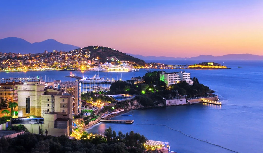 Kuşadası, Çeşme, Ayvalık Tur / 2 Netter Hotell Innkvartering / Avreise fra Istanbul