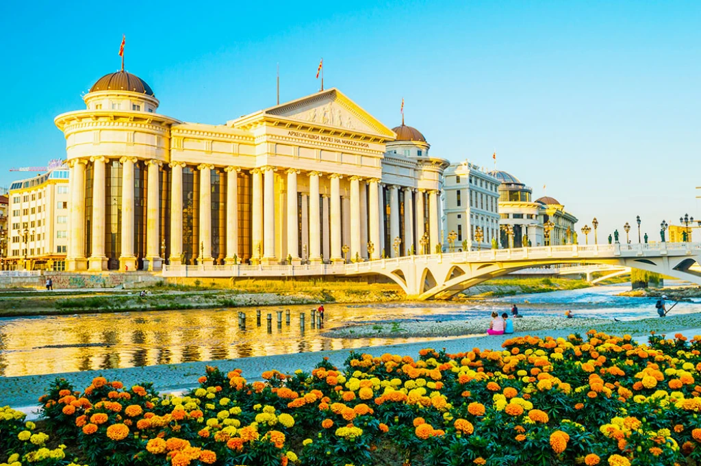 Stora Balkan Tour med Air Albania, 6 länder utan visum, inklusive extra turer / 7 nätter hotellboende / Avresa från Istanbul