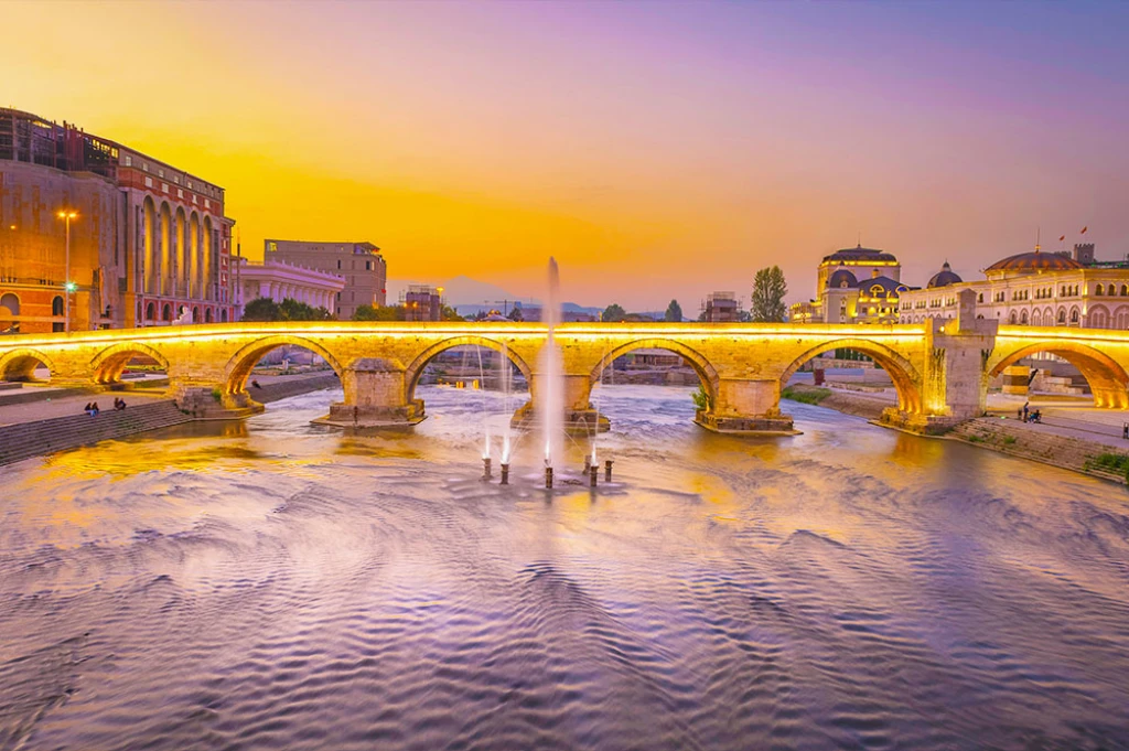 Balkanturné från början till slut med Turkish Airlines, 6 länder utan visum, inklusive extra turer / 7 nätter hotellövernattning / Avresa från Istanbul / Resa till Ohrid