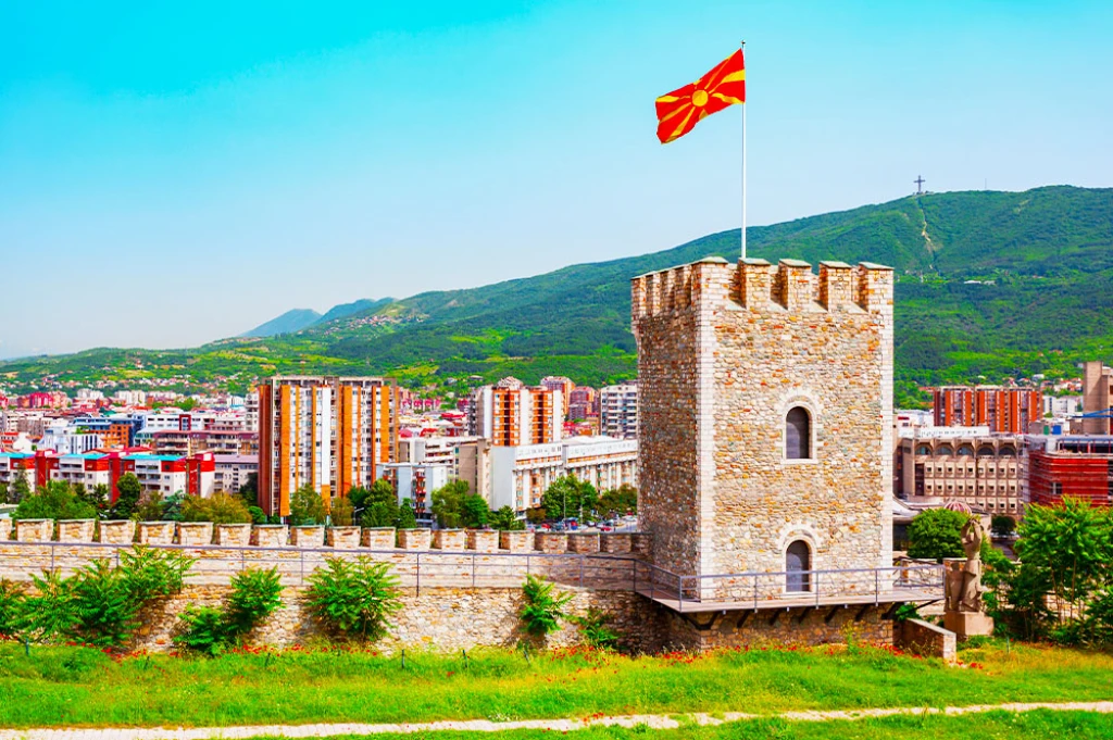 Balkanturné från början till slut med Turkish Airlines, 6 länder utan visum, inklusive extra turer / 7 nätter hotellövernattning / Avresa från Istanbul / Resa till Ohrid