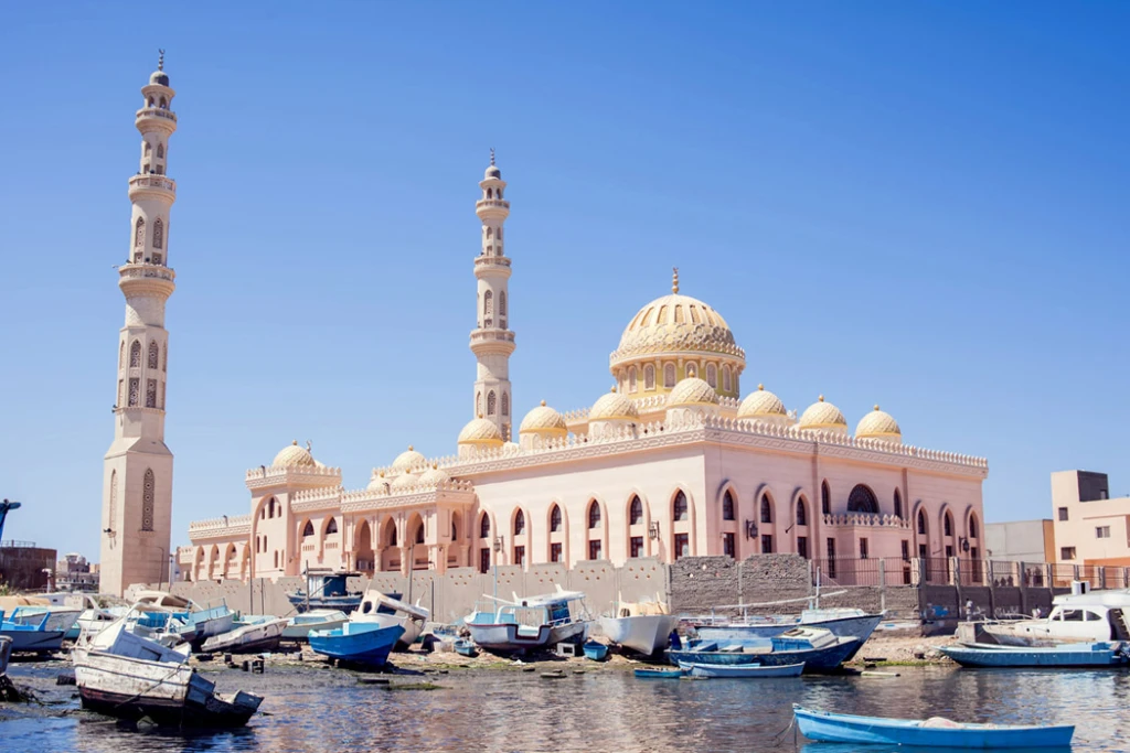 Egyptiska mästerverksturen med Pegasus / 5 nätter hotellboende / Avresa från Istanbul / Resa till Alexandria