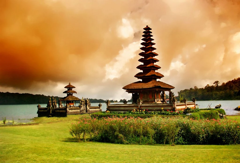 "Bali and Ubud Tour with Emirates Airlines / 6 Nights Hotel Accommodation / Departing from Istanbul"