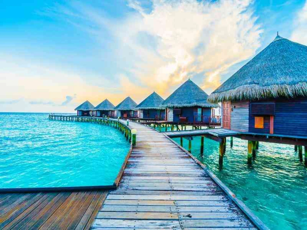 Maldiverna, Singapore, Bali Tur Qatar Airways med Visumfrihet / 8 Nätters Hotellboende / Avgång från Istanbul