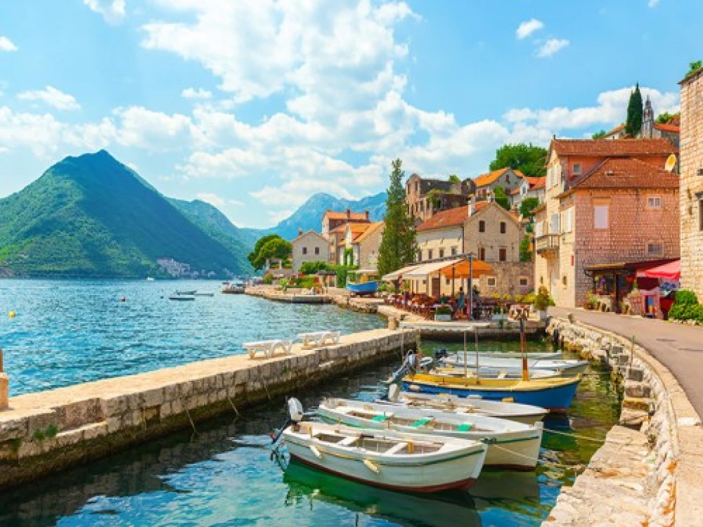 Budva drömturné med Air Montenegro utan visum / 3 nätter hotellboende / Avresa från Istanbul / Flyg till Podgorica