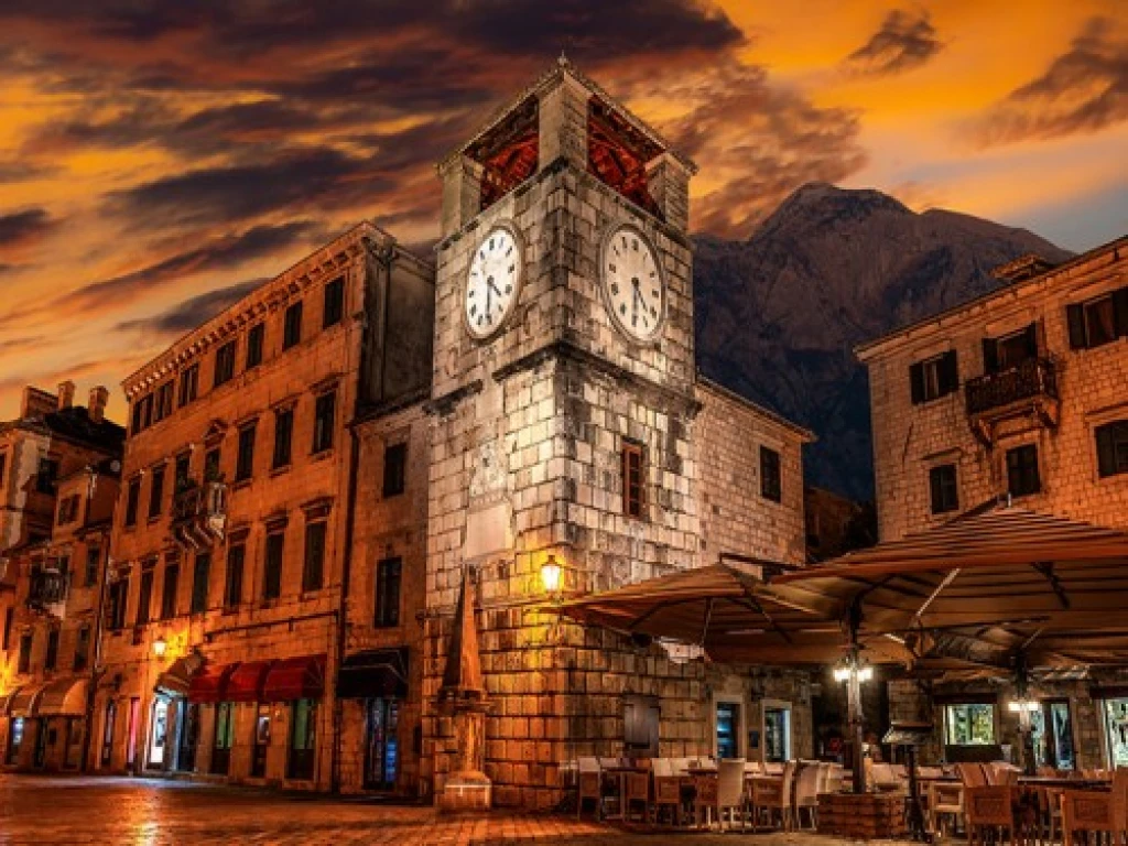 Budva drömturné med Air Montenegro utan visum / 3 nätter hotellboende / Avresa från Istanbul / Flyg till Podgorica