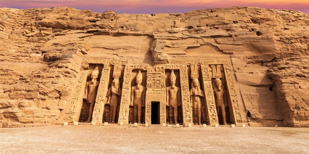 تور شرم، دهب و اردن با پرسنل پگاسوس بدون ویزا / اقامت 5 شب در هتل / از استانبول