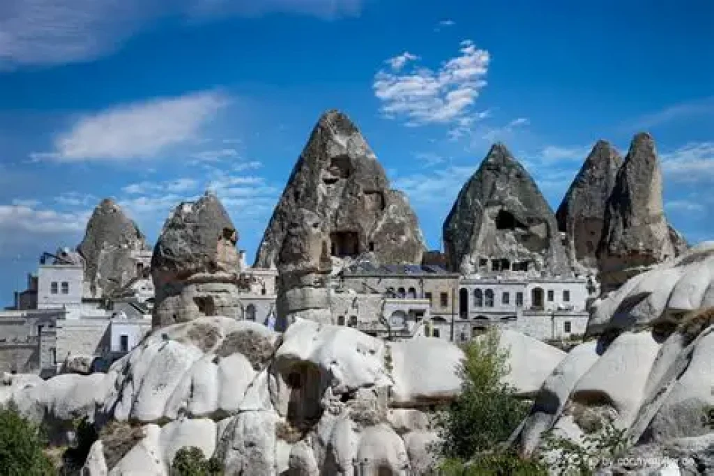 SARDIS CIUDAD ANTIGUA Y KULADOKYA