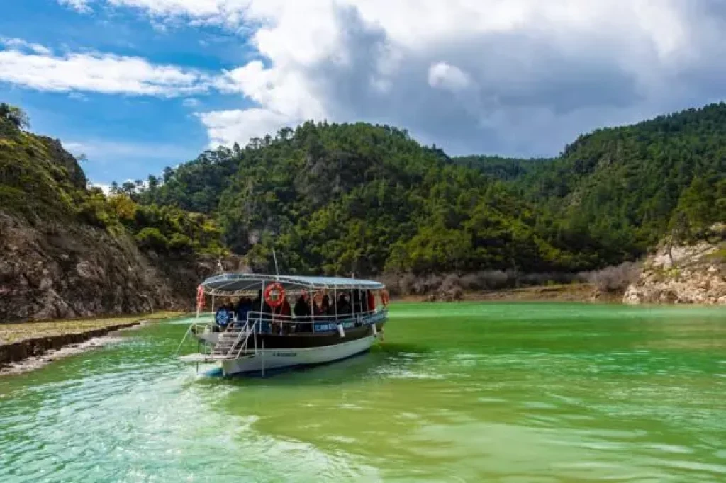 АФРОДІСІЯ АНТИЧНЕ МІСТО ТА КАНЙОН АРАП АПІШТІ