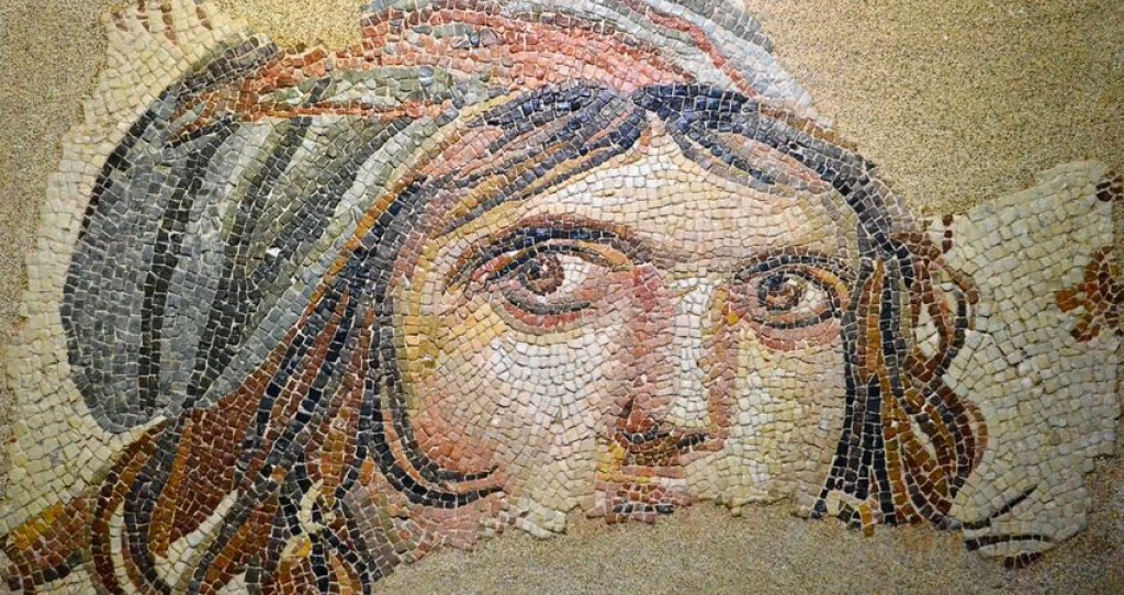 TURURI BUTIQUE GAP CU AVIONUL