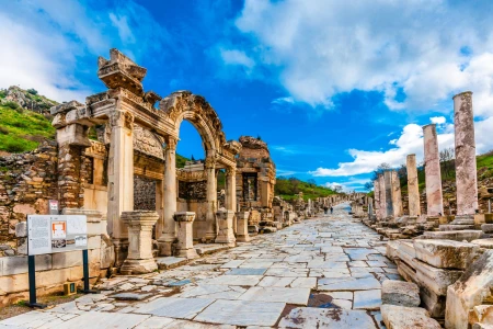 Turki Tour 7 Malam 8 Hari: Istanbul, Efesus, Pamukkale & Cappadocia