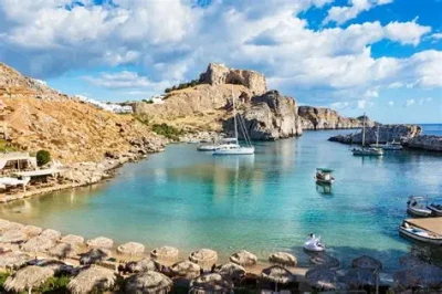 TUR HARI PERGI FETHIYE RODOS ADA
