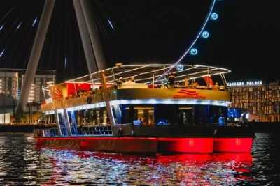 Luxury Dinner Yacht Tour