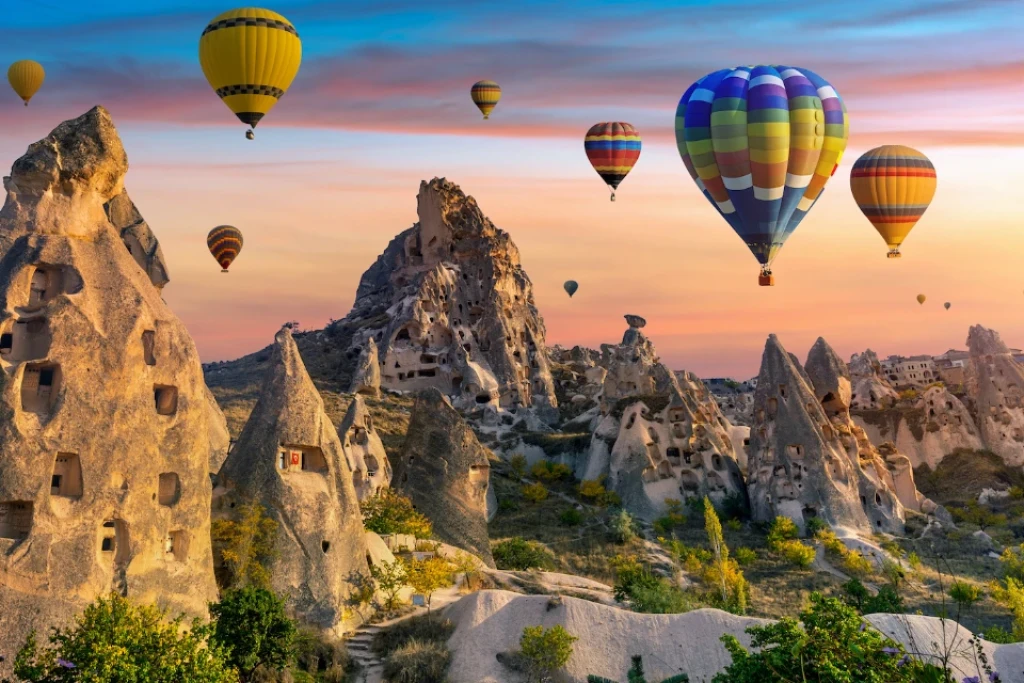 3 DAYS CAPPADOCIA PAMUKKALE TOUR FROM ISTANBUL