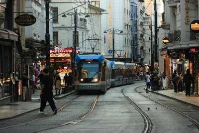 How to Use Public Transport in Istanbul (and Why You Might Still Want a Guide)(2025)