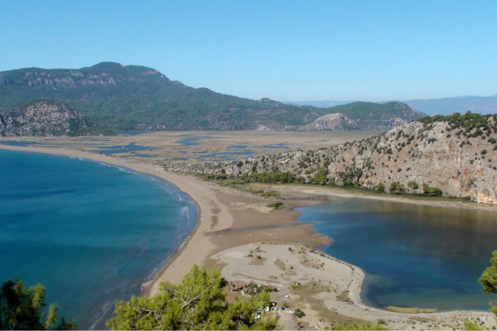 Private Dalyan Tour from Kusadasi – Mud Baths, River Cruise & Iztuzu Beach