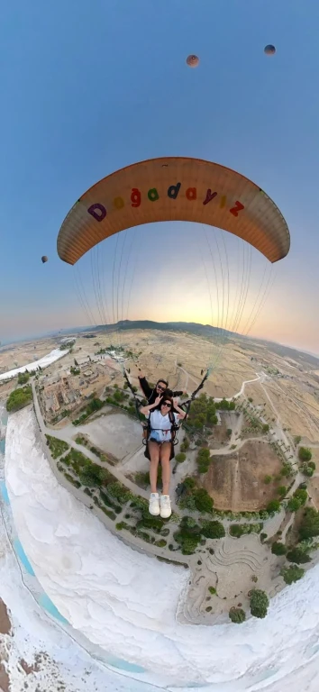 Приключение с параглайдинг в Памуккале