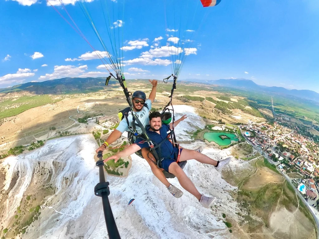 Приключение с параглайдинг в Памуккале