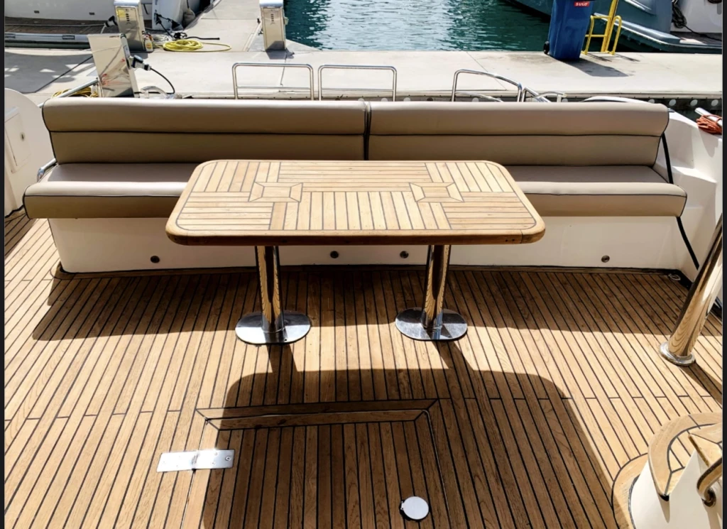 68ft Alshali - Dubai Private Yacht Trip