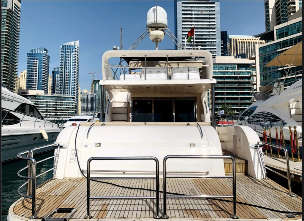 68ft Alshali - Dubai Private Yacht Trip