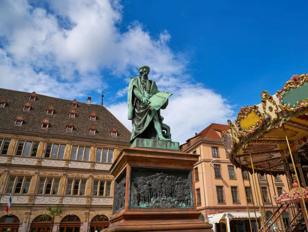 TOUR DES MARCHÉS DE NOËL DE NUREMBERG ET D'ALSACE