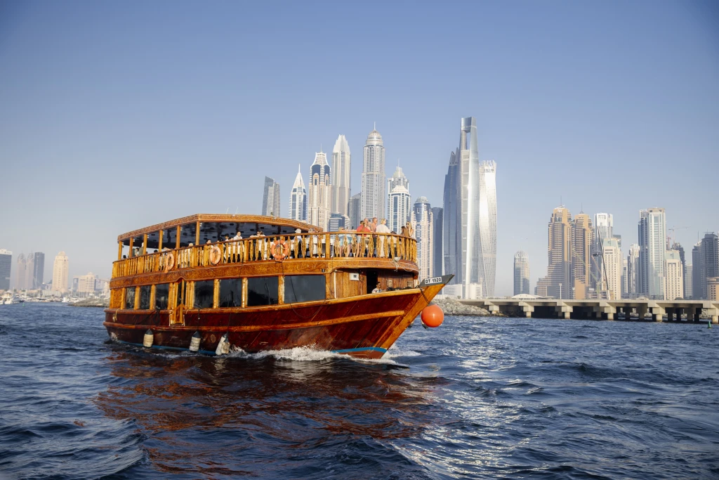 'Tour de Descoberta de Dubai: Tanto para Exploração Quanto para Comércio'