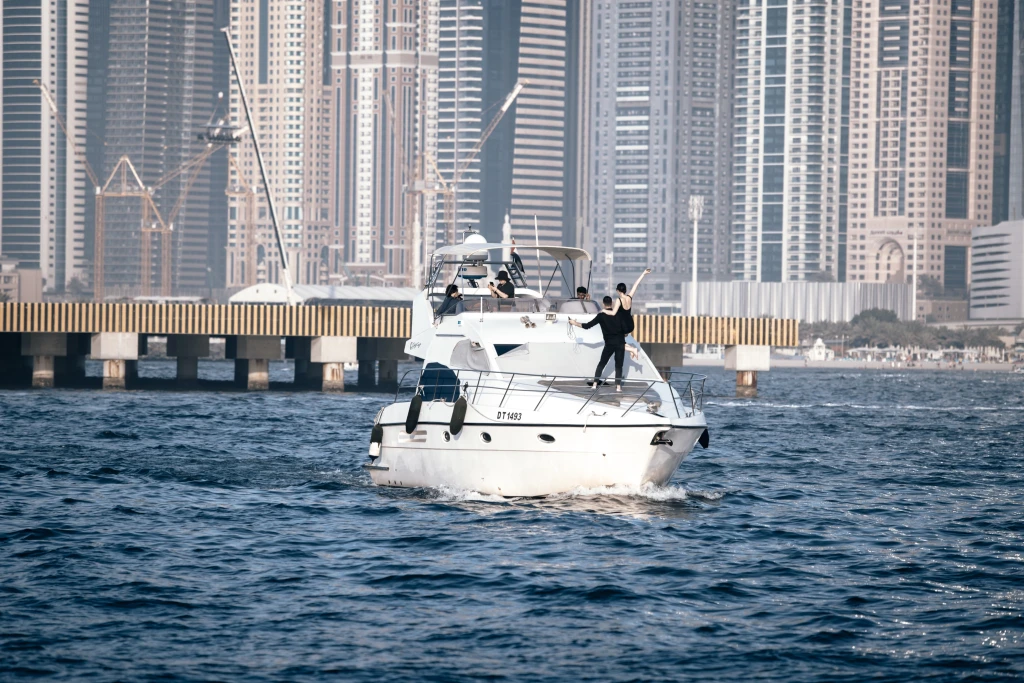 'Tour de Descoberta de Dubai: Tanto para Exploração Quanto para Comércio'