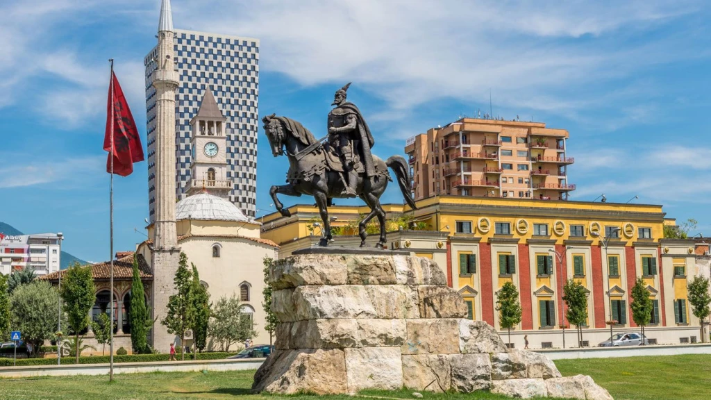 KOSOVO STOR BALKAN TUR MED THY INKLUDERT EKSTRA TURER OG KVELDSMÅLTIDER