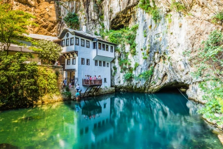 KOSOVO STOR BALKAN TUR MED THY INKLUDERT EKSTRA TURER OG KVELDSMÅLTIDER