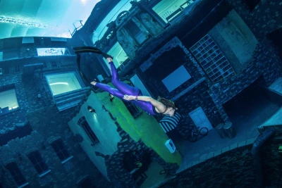 Dünyanın En Derin Havuzunda Scuba Diving