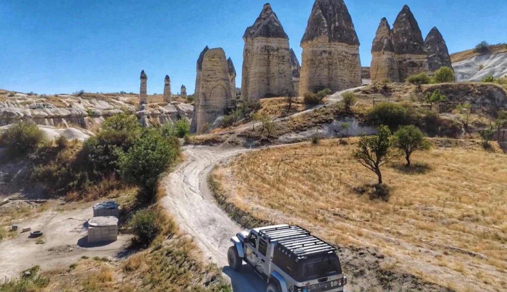 Off-Road Cappadocia – 4x4-eventyr og jeepruter i feens chimneys' land