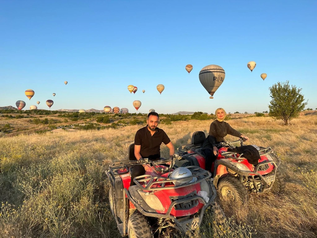 "Tour de ATV nas Três Belezas de Ürgüp 2 Horas ao Amanhecer"