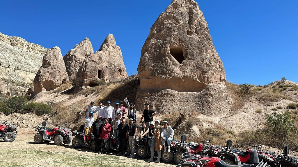 乌尔居普三美女全地形车之旅 2小时日落