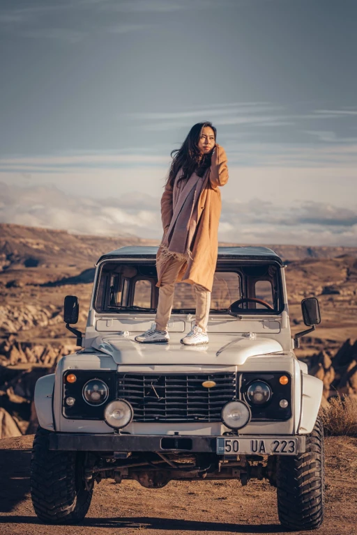 Tur Safari Jeep Kapadokya Menikmati Matahari Terbenam