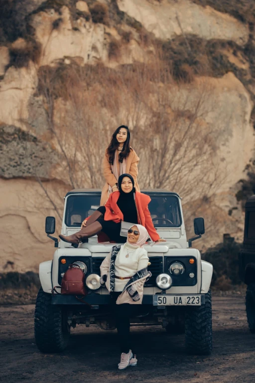 Tur Safari Jeep Kapadokya Menikmati Matahari Terbenam