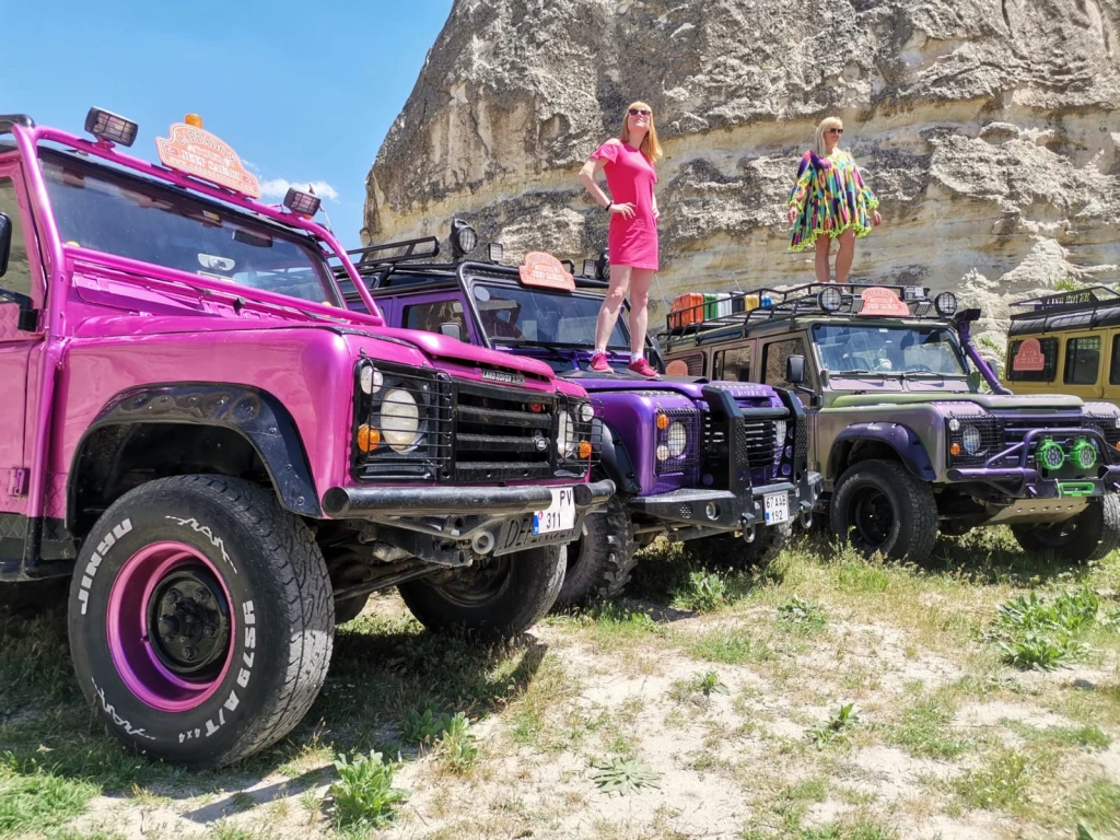 Tur Safari Jeep Kapadokya Menikmati Matahari Terbenam