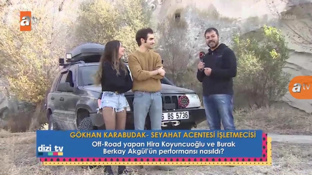 Misafirlerimizi ağırlamak, her zaman bizim için özel bir anlam taşır. Onları en iyi şekilde karşılamak, deneyimlerini unutulmaz kılmak için elimizden gelenin en iyisini yaparız. Her misafir, kendi hikayesi ve beklentileriyle gelir, bu da bizim için büyük bir zenginliktir. Onların rahatlığı ve memnuniyeti, ilk önceliğimizdir. Misafirlerimizi ağırlarken, onlarla güzel anılar biriktirmek ve kişisel bağlantılar kurmak için uğraşırız.