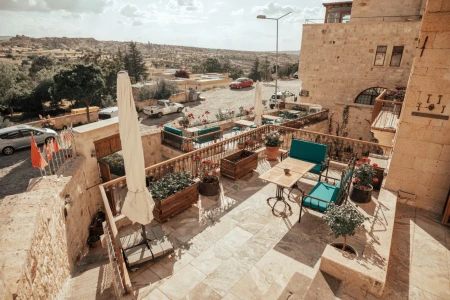 Nostalji Cave Hotel 107 | Özel Teraslı Taş Balayı Odası