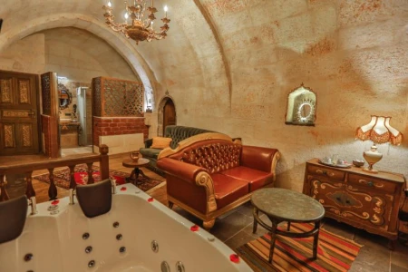 Casia Cave Hotel 109 | Geniş Jakuzili Manzaralı Balayı Odası