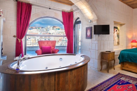 Kapadokya Balayı | Megaron Cave Hotel 103 Balkonlu Deluxe Oda