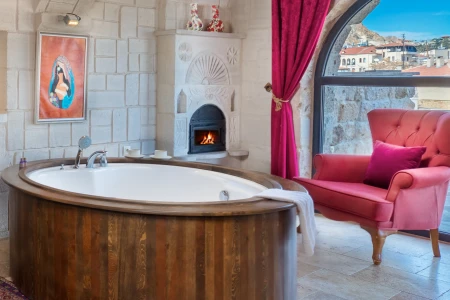 Kapadokya Balayı | Megaron Cave Hotel 103 Balkonlu Deluxe Oda