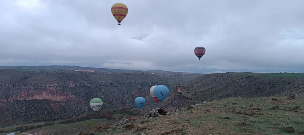 Ihlara-dalen varmluftsballong Cappadocia