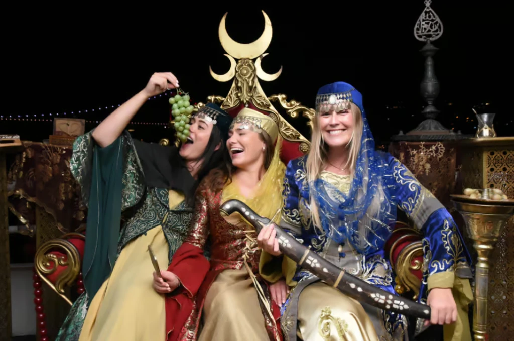 博斯普鲁斯游船晚餐和娱乐（无限量软饮料）