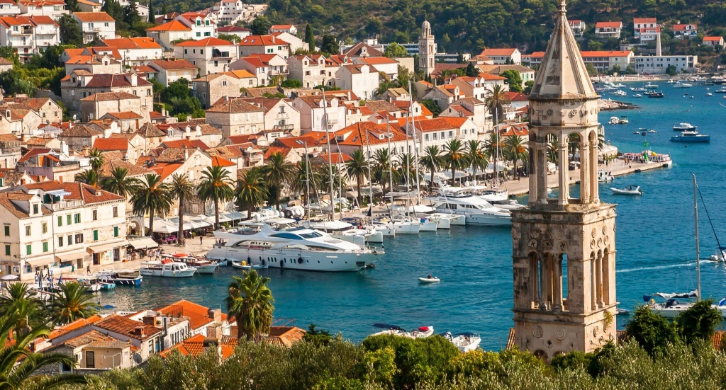 'इज़मिर से क्रिसमस बाजार और एक यूरोपीय कहानी (इटली - स्विट्जरलैंड - फ्रांस - जर्मनी)'