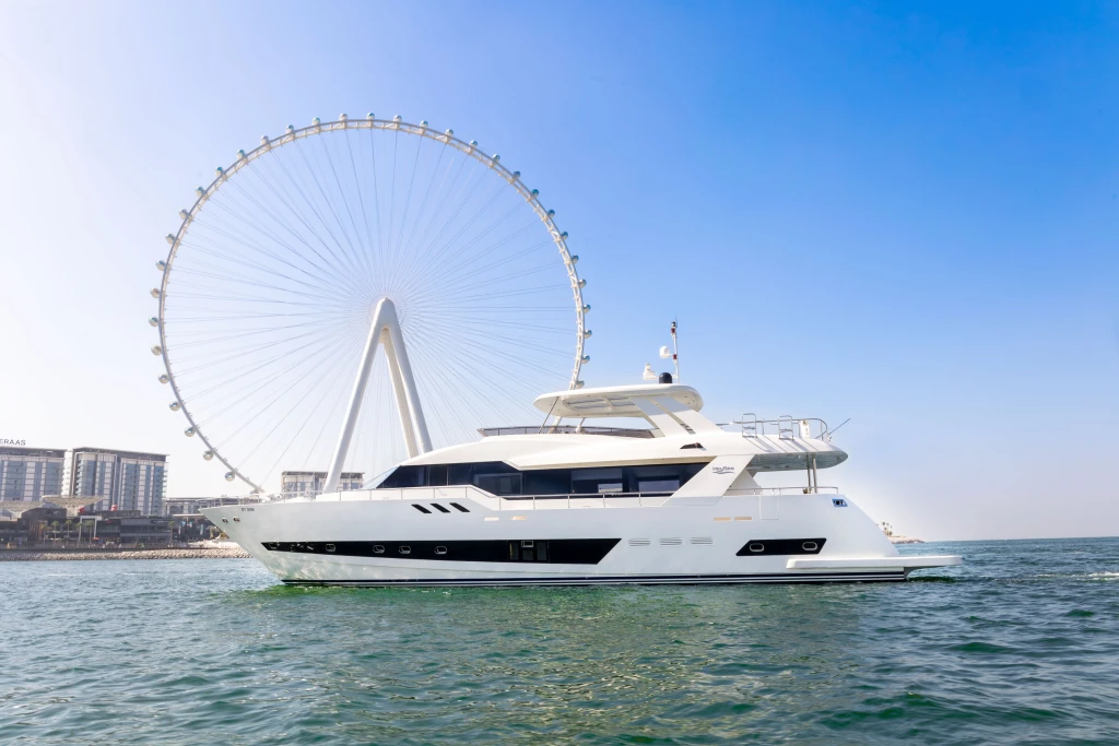 Kaltes 96ft Dubai Privat-Yacht-Ausflug